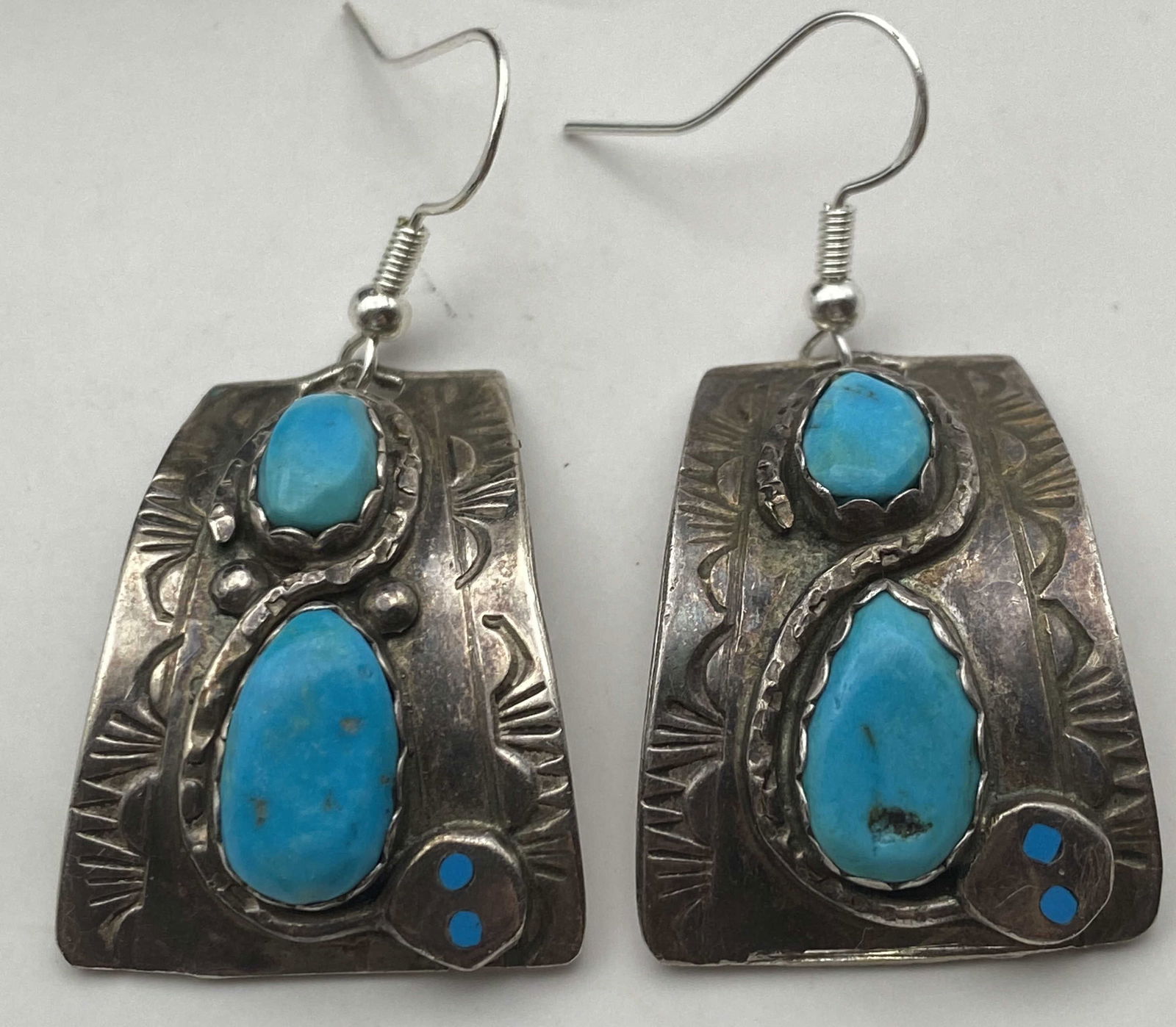 EFFIE CALAVAZA ZUNI STERLING TURQUOISE EARRINGS (1 of 4)