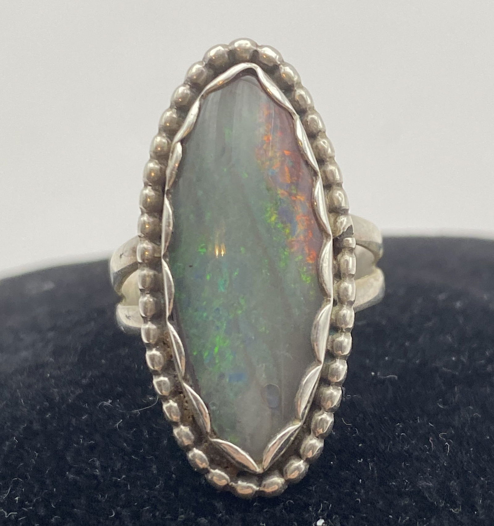 LARGE 4 CT GENUINE OPAL STERLING RING (1 of 5)