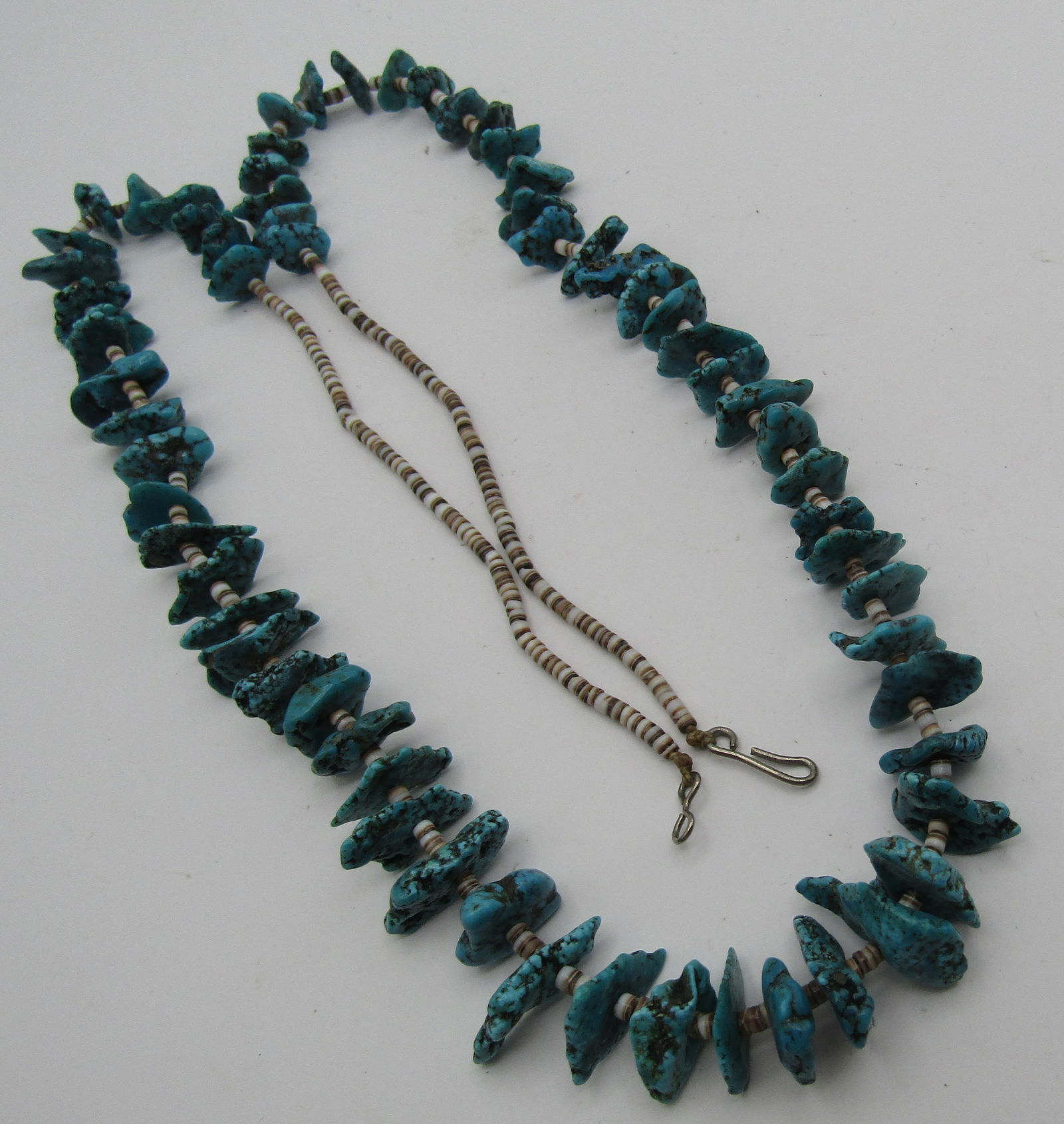 30" TURQUOISE HEISHI NUGGET BEAD NECKLACE (1 of 4)