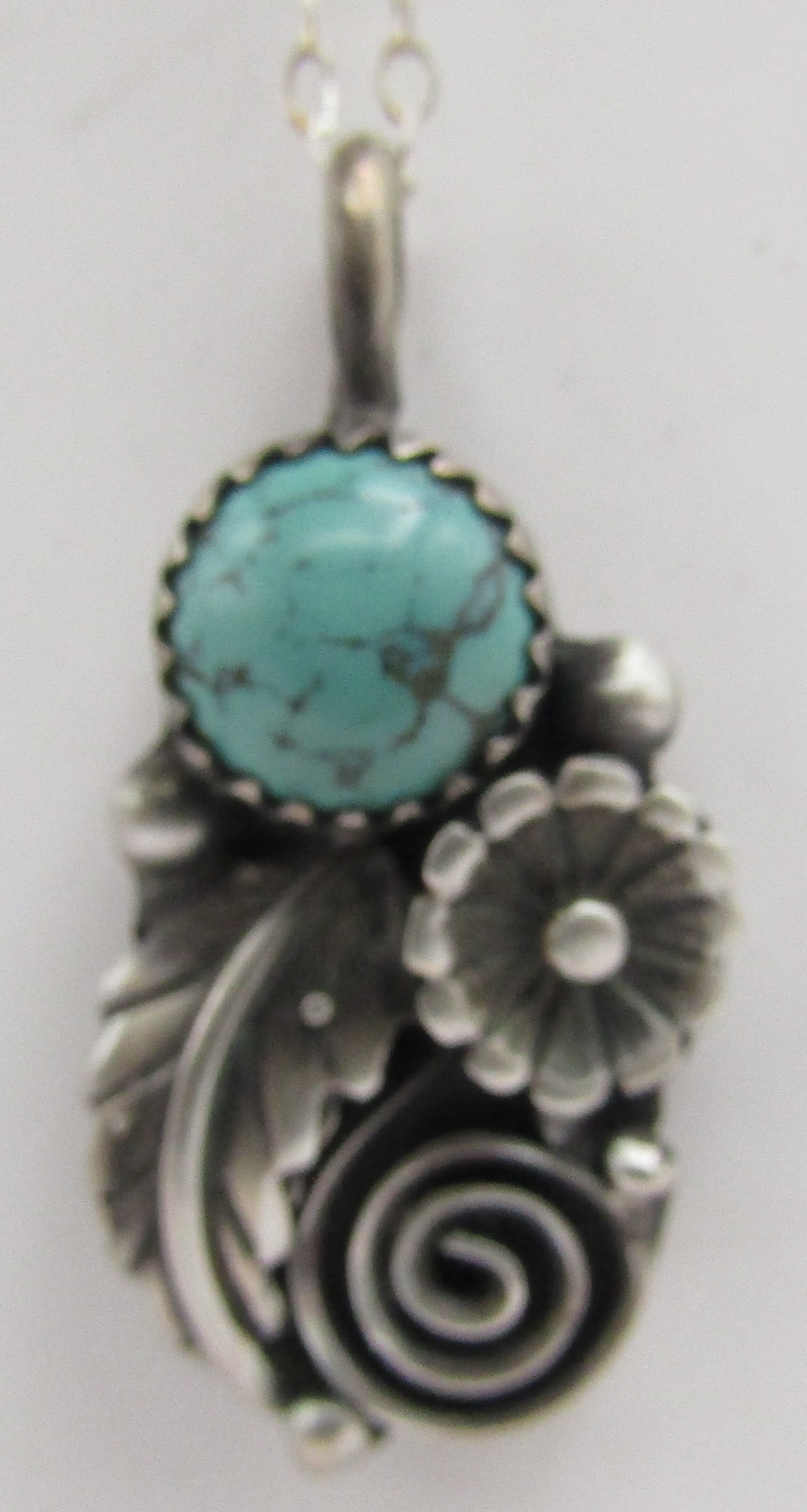 MARCO BEGAYE TURQUOISE NECKLACE STERLING SILVER: MARKED "STERLING". VINTAGE ESTATE NATIVE AMERICAN SOUTHWEST NAVAJO INDIAN JEWELRY. LINK CHAIN MEASURES 18" LONG PLUS A 1.25" BY 5/8" WIDE DROP. WEIGHS 4.6 GRAMS. EXCELLENT CONDITION. USA SHIPPING $5