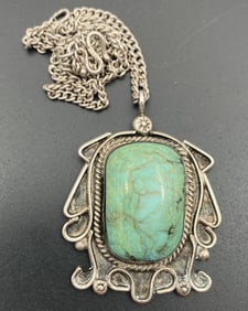 STERLING TURQUOISE NATIVE AMERICAN NECKLACE