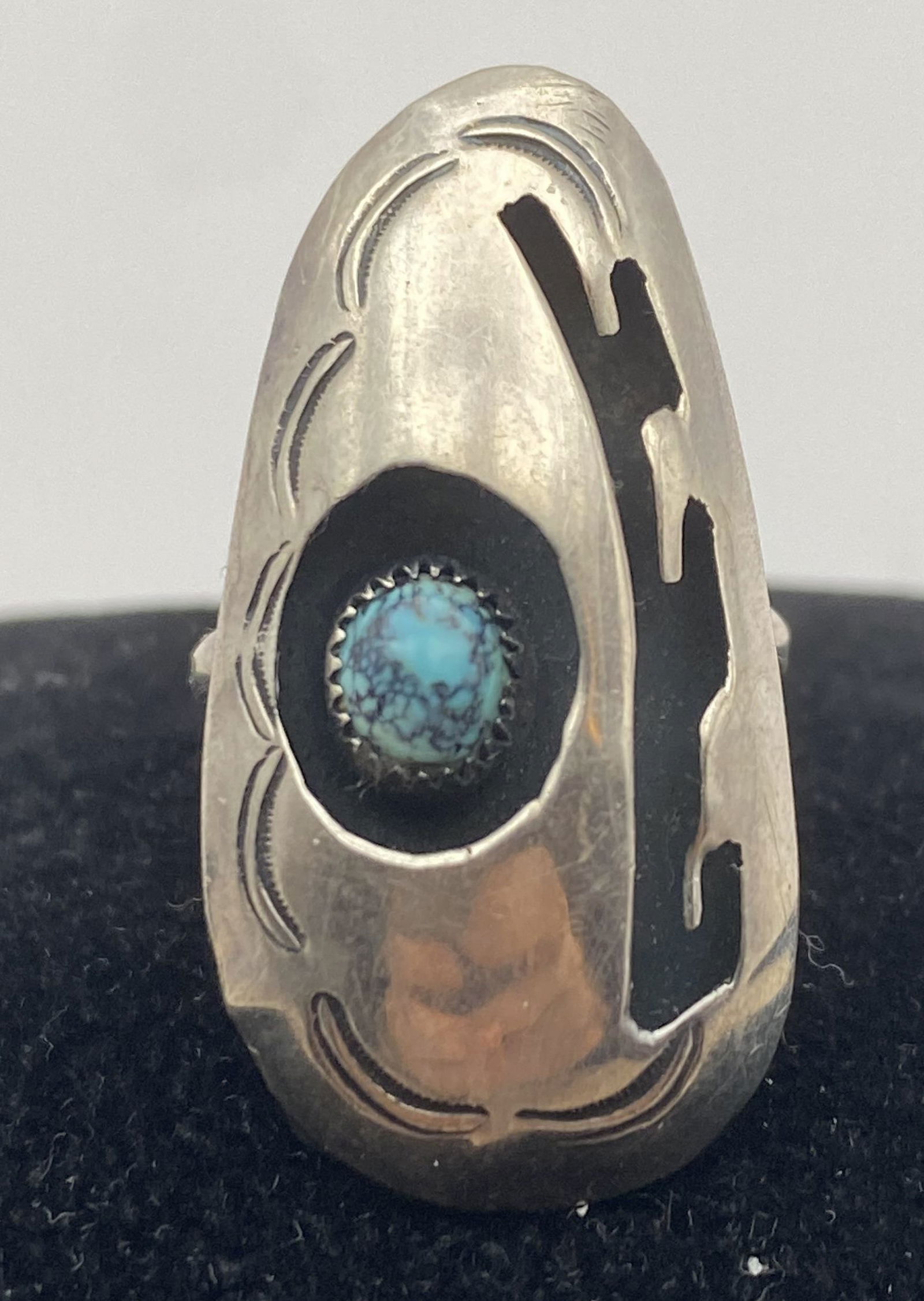 NATIVE AMERICAN SHADOWBOX RING STERLING TURQUOISE (1 of 4)