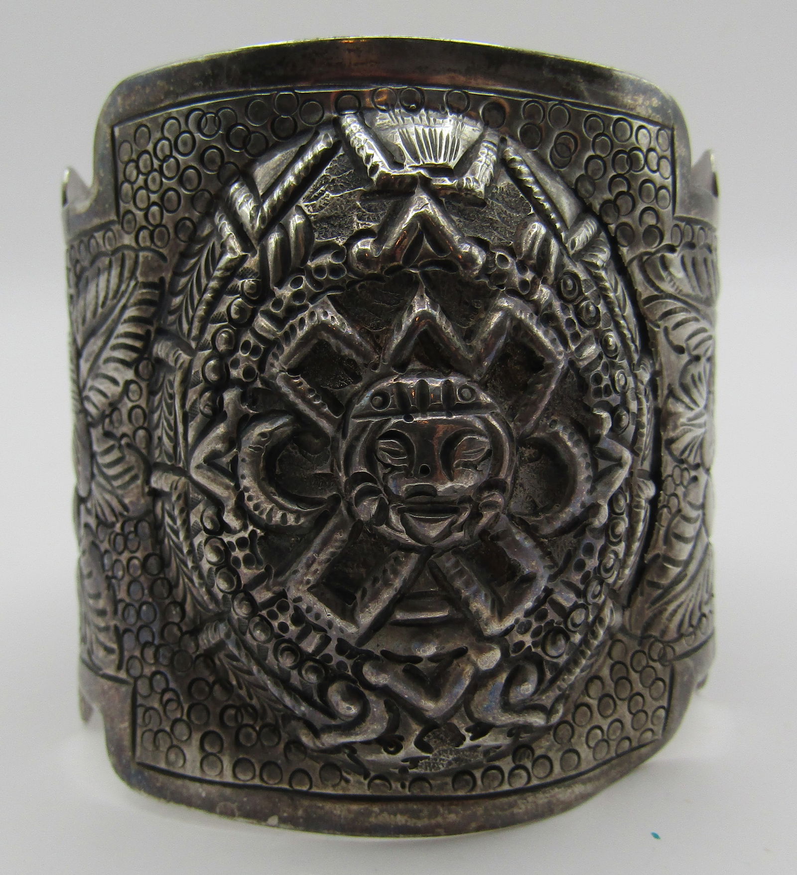 MACIEL TAXCO CUFF BRACELET STERLING SILVER AZTEC: VINTAGE ESTATE HALLMARKED "53 18-2 MEXICO 925/1000". FITS A 7.5 INCH WRIST. 2.5 INCHES WIDE STERLING SILVER BRACELET, WEIGHS 57.0 GRAMS. USED CONDITION. USA SHIPPING $5.