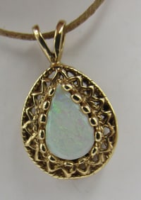 14K GOLD FIRE OPAL NECKLACE PENDANT CHARM