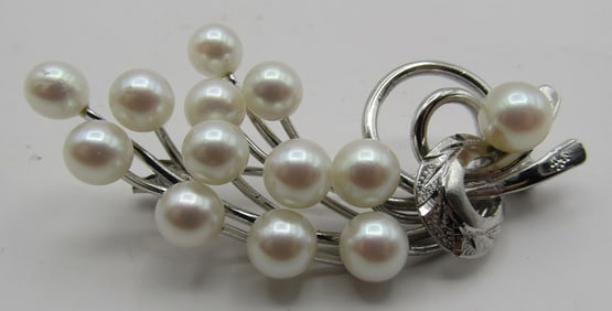 MIKIMOTO STYLE 12 PEARL PIN STERLING SILVER BROOCH