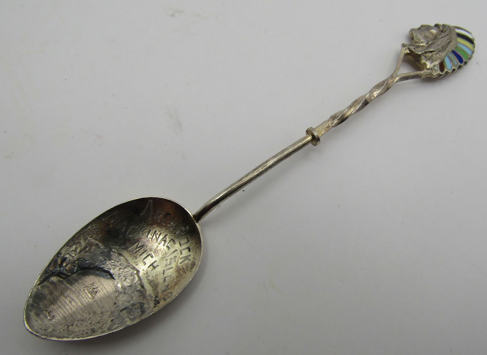 ENAMEL INDIAN CHIEF MICHIGAN SPOON STERLING SILVER (1 of 4)