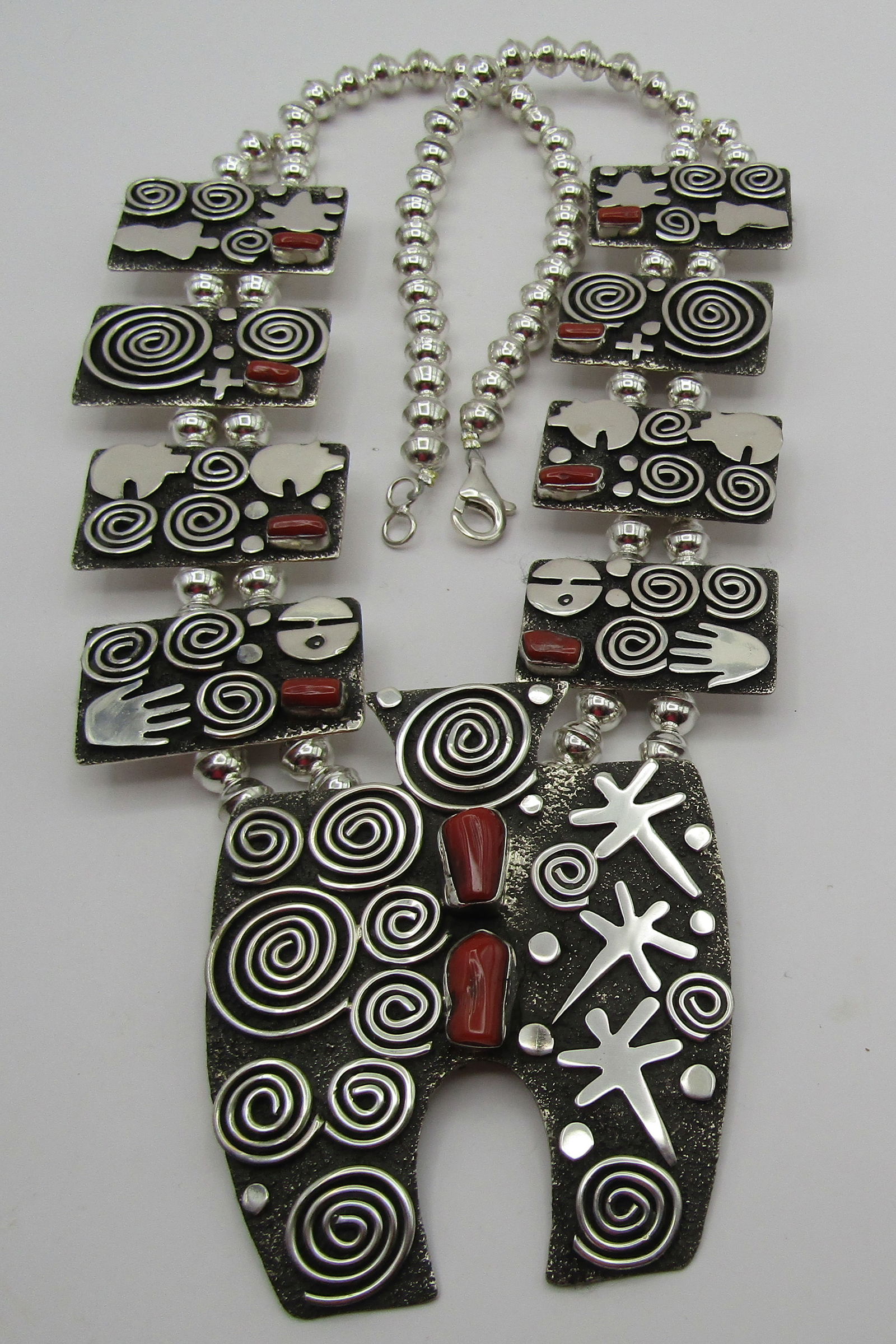 ALEX SANCHEZ CORAL SQUASH BLOSSOM NECKLACE STERLIN (1 of 4)