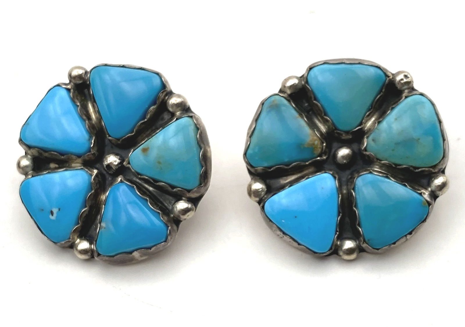 NATIVE AMERICAN STERLING TURQUOISE EARRINGS CIRCLE (1 of 3)