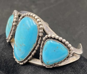 61 GRAM STERLING TURQUOISE NAVAJO BRACELET