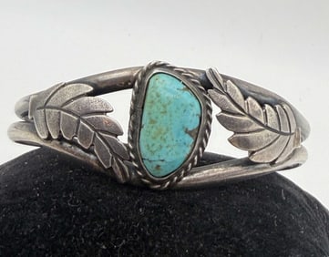 27g STERLING NAVAJO TURQUOISE LEAF BRACELET