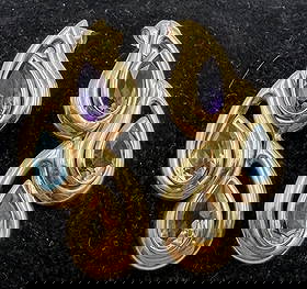 14K GOLD 1.25" AMETHYST CITRINE TOPAZ EARRINGS: UNIQUE 3 TEARDROP DESIGN. MARKED TESTED 14K SOLID GOLD. MEASURES 1.25". WEIGHS 3.7 GRAMS TOTAL. USA SHIPPING $5.