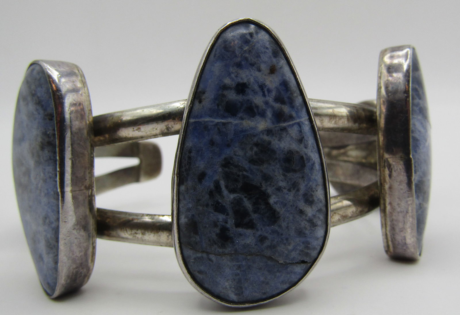 HOB TAXCO SODALITE CUFF BRACELET STERLING SILVER (1 of 5)