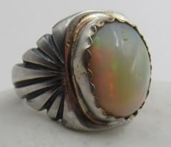 10 CARAT OPAL RING STERLING SILVER SIZE 11
