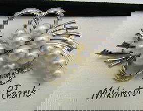 MIKIMOTO 12 PEARL PIN STERLING SILVER BROOCH: GENUINE MIKIMOTO HALLMARKED "M S" VINTAGE ESTATE 4MM TO 7MM GENUINE AKOYA CULTURED PEARLS STERLING SILVER. WEIGHS 13.2 GRAMS. MEASURES 2 3/8 INCHES. EXCELLENT CONDITION. USA SHIPPING $5