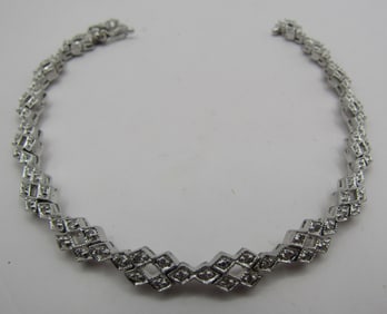 PLATINUM 99 DIAMOND BRACELET PT900 16.7 GRAMS