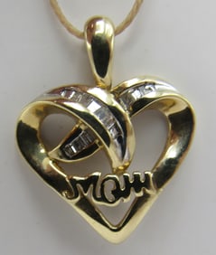 14K GOLD DIAMOND MOM HEART NECKLACE PENDANT 2.6GRM