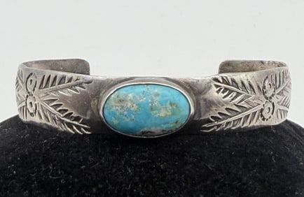 OLD NATIVE AMERICAN STERLING TURQUOISE BRACELET