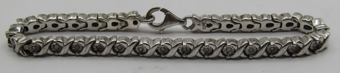 29 DIAMOND TENNIS BRACELET STERLING SILVER