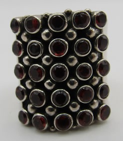 25 GARNET RING STERLING SILVER SIZE 8