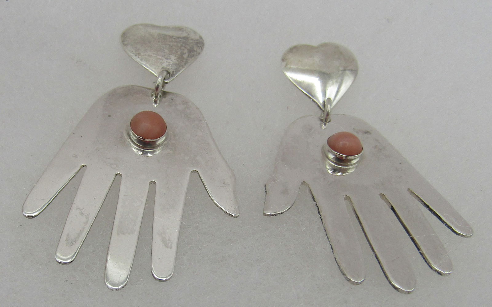 NELSON CORAL HAND HEART EARRINGS STERLING SILVER (1 of 3)