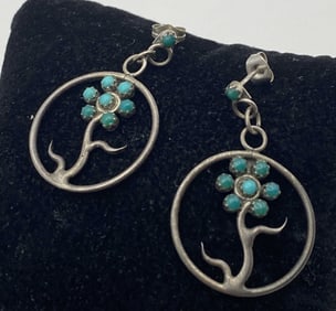 ZUNI AV HUSTITO STERLING TURQUOISE FLOWER EARRINGS