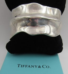 TIFFANY & CO JUMBO NATURE LEAF BRACELET STERLING S