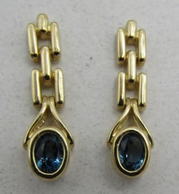 2 CARAT BLUE TOPAZ 14K GOLD EARRINGS 5GRAMS