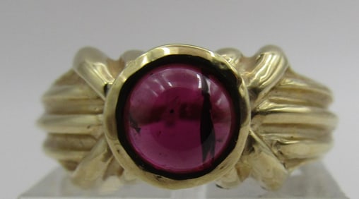 1CT GARNET RING 14K GOLD 3.6 GRAMS SIZE 6