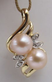 MARKED "M" 14K GOLD PEARL NECKLACE PENDANT DIAMOND