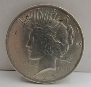 1925 PEACE SILVER DOLLAR US COIN.
