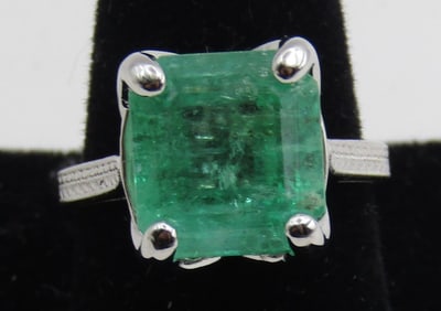 GENUINE 6.11 CARAT EMERALD 14K RING