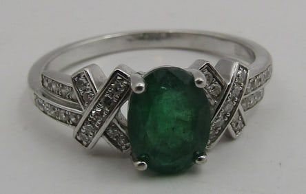 1CT EMERALD DIAMOND RING 14K GOLD 3GRAM SIZE 8.5