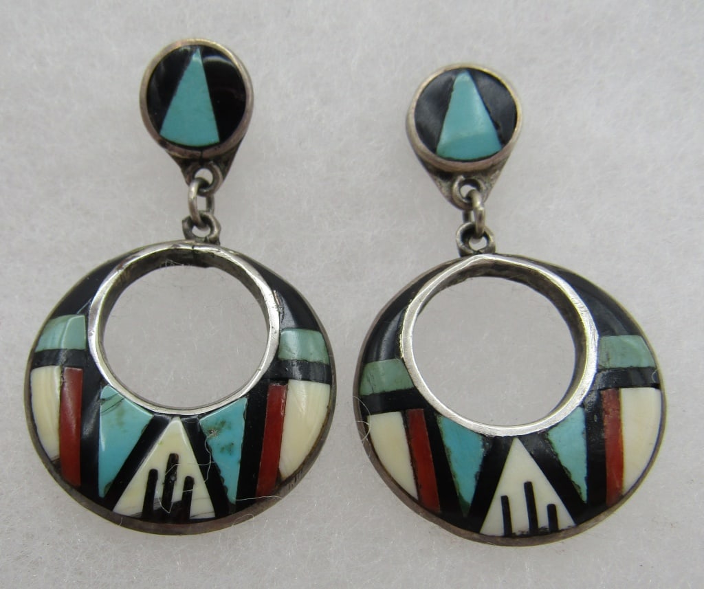 BOWANNIE TURQUOISE INLAY EARRINGS STERLING SILVER: OLD INLAID TURQUOISE, MOP, CORAL & JET EARRINGS ARTIST HALLMARKED "JRB ZUNI" FOR JOHN & ROSALIE BOWANNIE. TESTED STERLING SILVER. NATIVE AMERICAN SOUTHWEST ZUNI INDIAN JEWELRY. MEASURE 1 3/4 INCHES BY