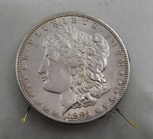 UNC 1881 S MORGAN US SILVER DOLLAR COIN