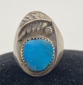 SIZE 9.5 STERLING NAVAJO TURQUOISE LEAF RING