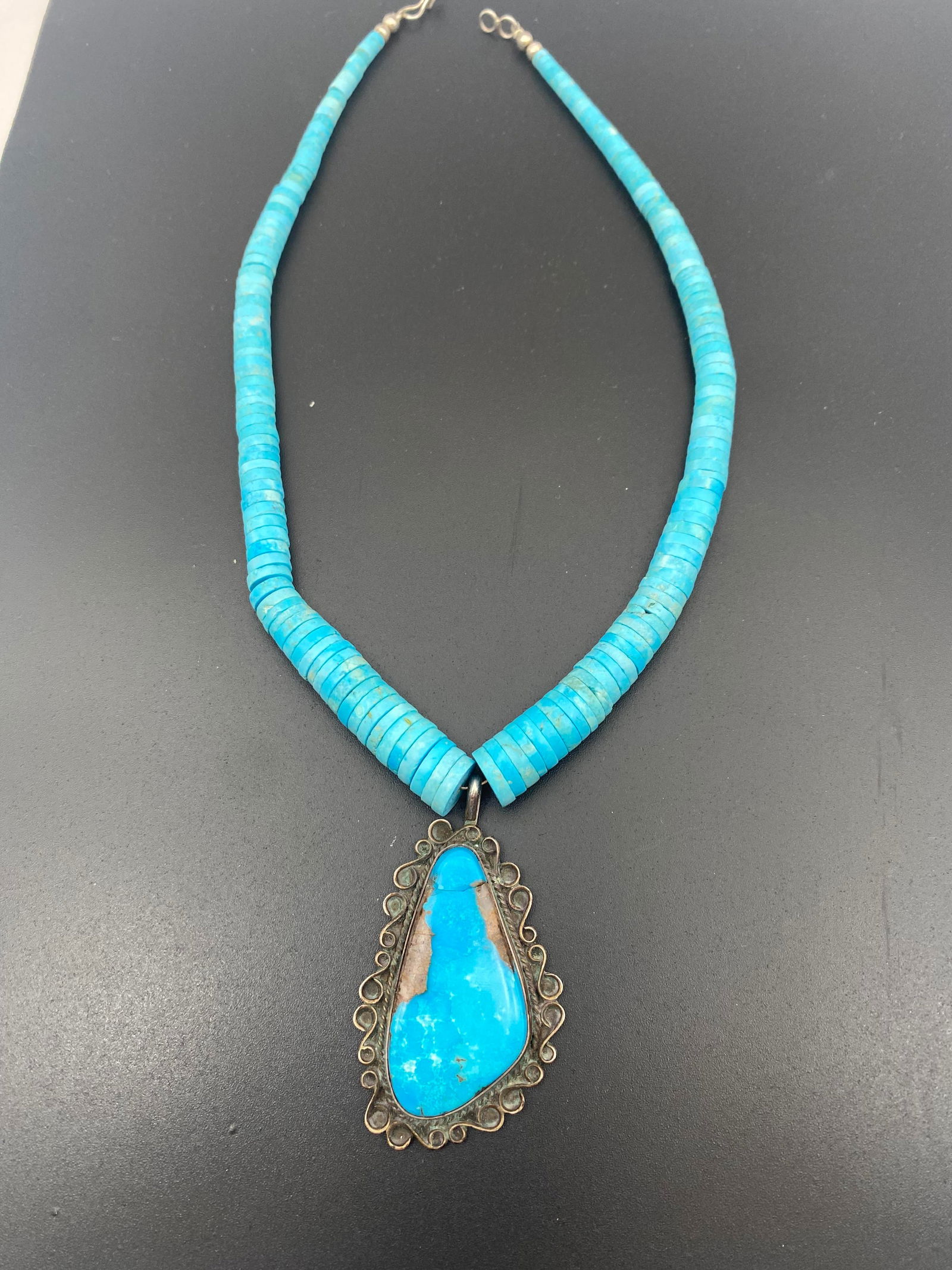 STERLING NAVAJO TURQUOISE DISC BEAD NECKLACE (1 of 6)