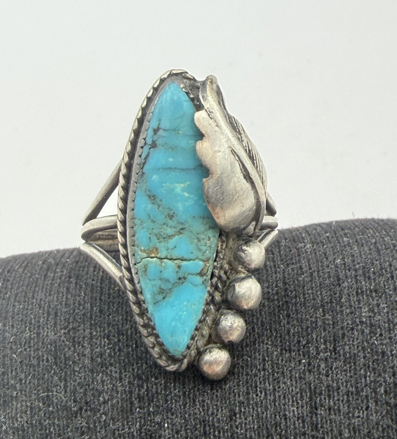 "MW" STERLING TURQUOISE LEAF RING (1 of 5)