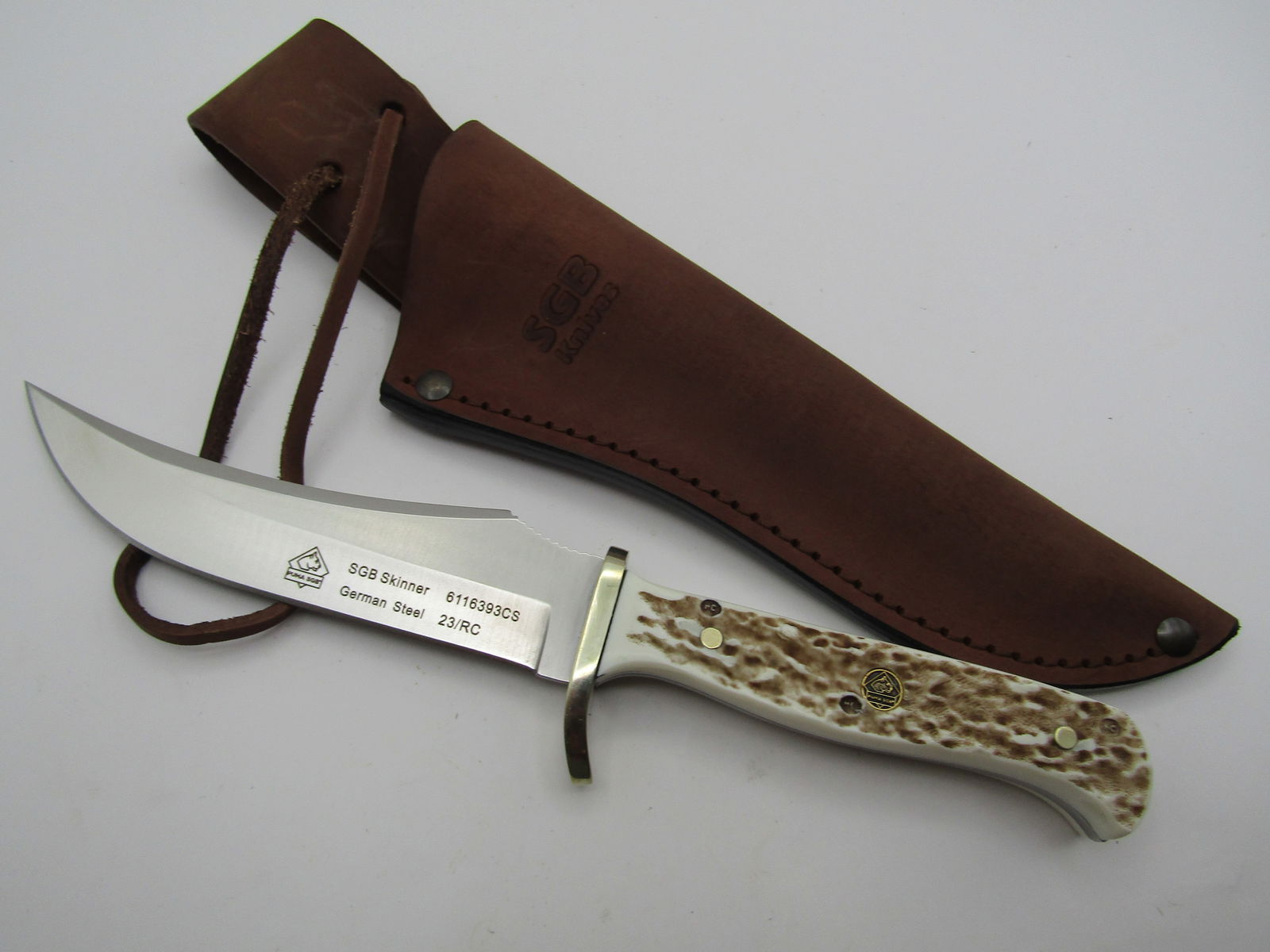PUMA HUNTING KNIFE SKINNER (1 of 2)