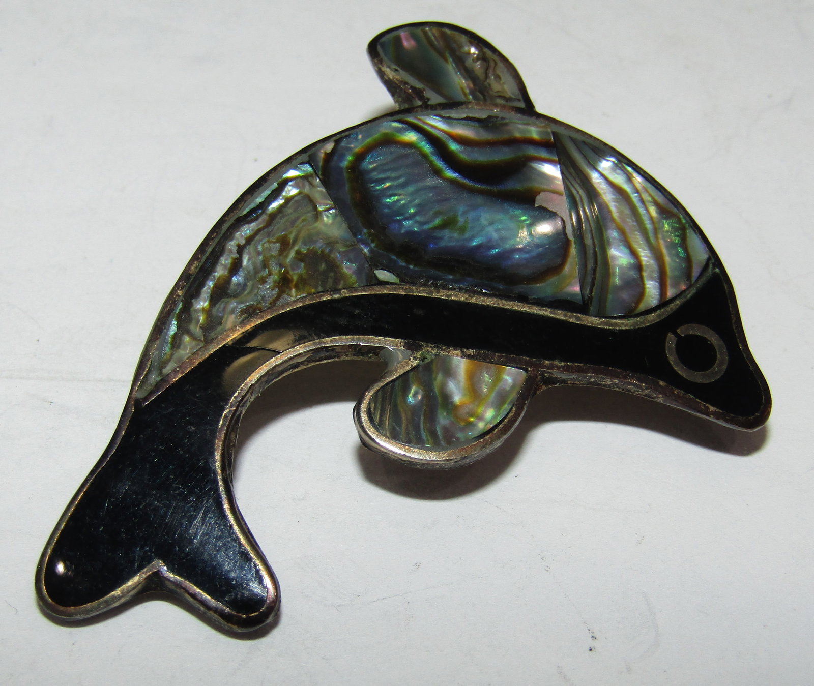 ABALONE & ONYX DOLPHIN PIN STERLING SILVER (1 of 2)