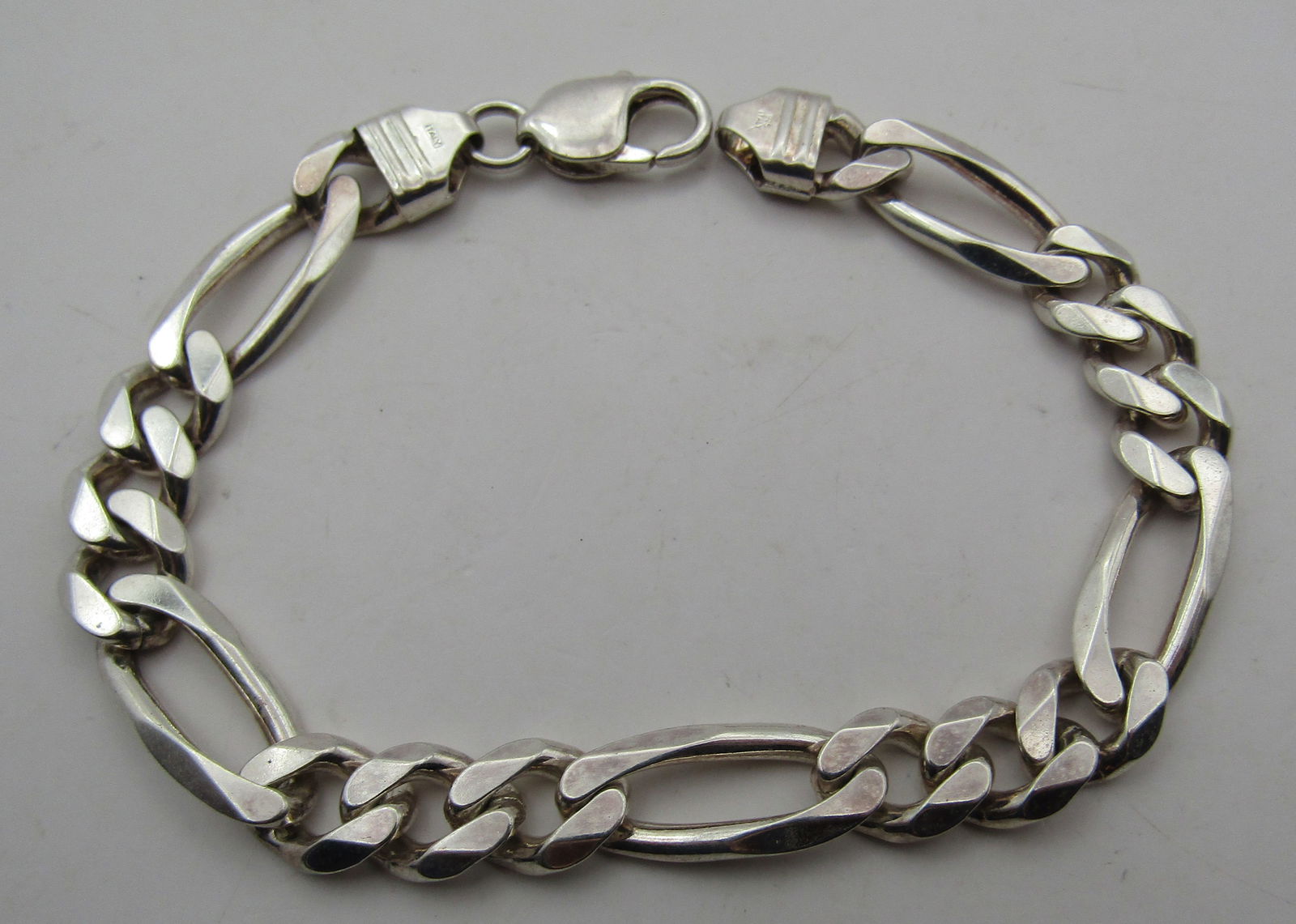 8.25" FIGARO LINK BRACELET STERLING SILVER 26.7GR (1 of 2)