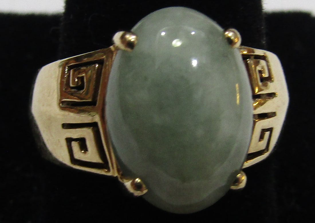 14K GOLD JADE RING 5 GRAMS SIZE 7 (1 of 3)