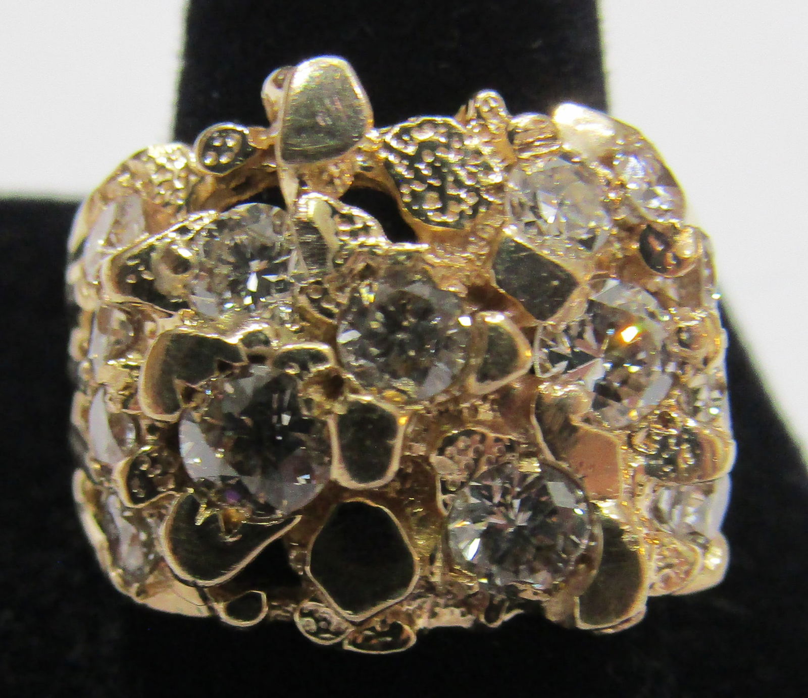 2CT 14 DIAMOND ENCRUSTED RING 14K GOLD 15GRAM (1 of 3)