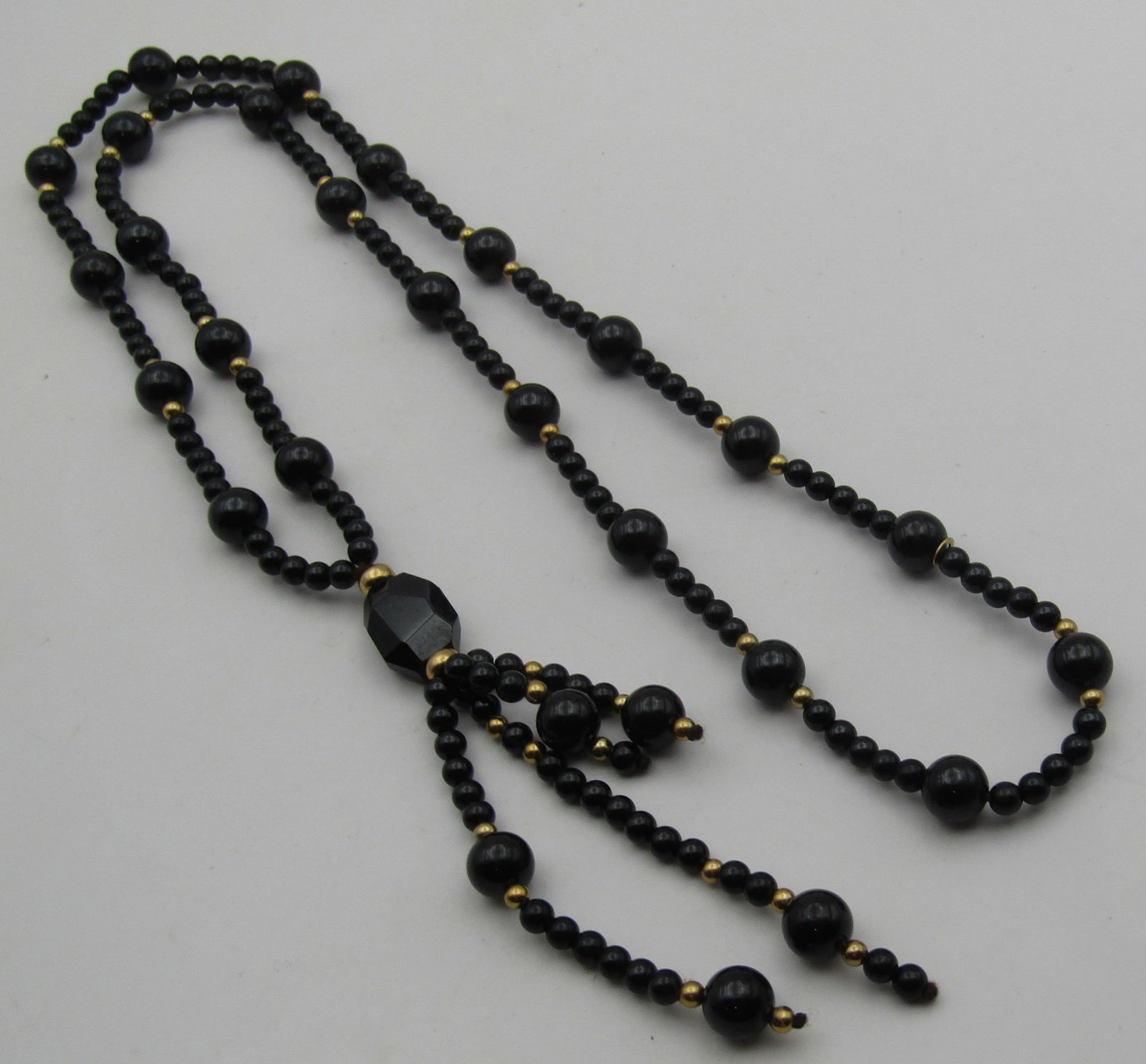 28" STRAND 8MM ONYX 14K GOLD NECKLACE (1 of 2)
