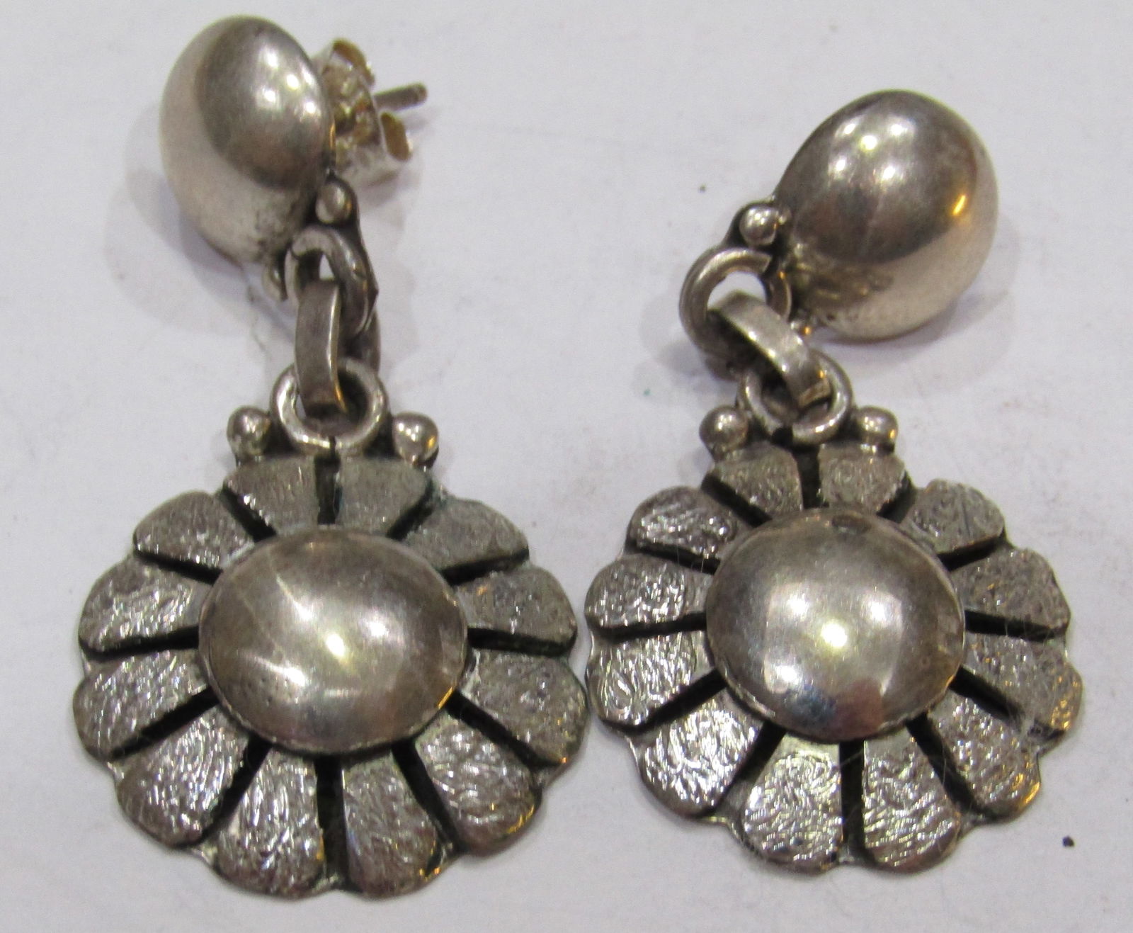 CLEM NALWOOD EARRINGS STERLING SILVER (1 of 2)