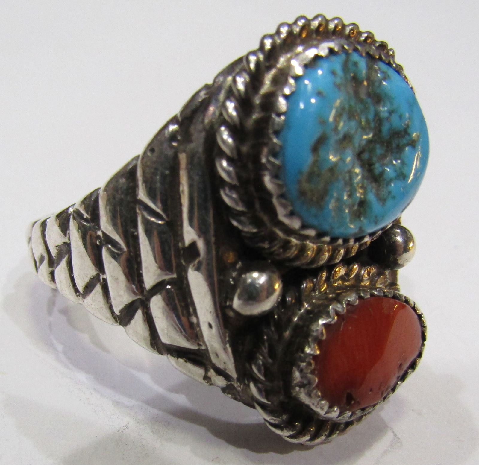 SIZE 15 TURQUOISE CORAL RING STERLING SILVER 31GRM (1 of 3)