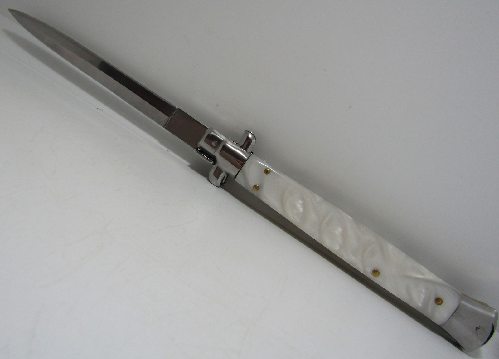 LARGE SWITCHBLADE KNIFE - 3