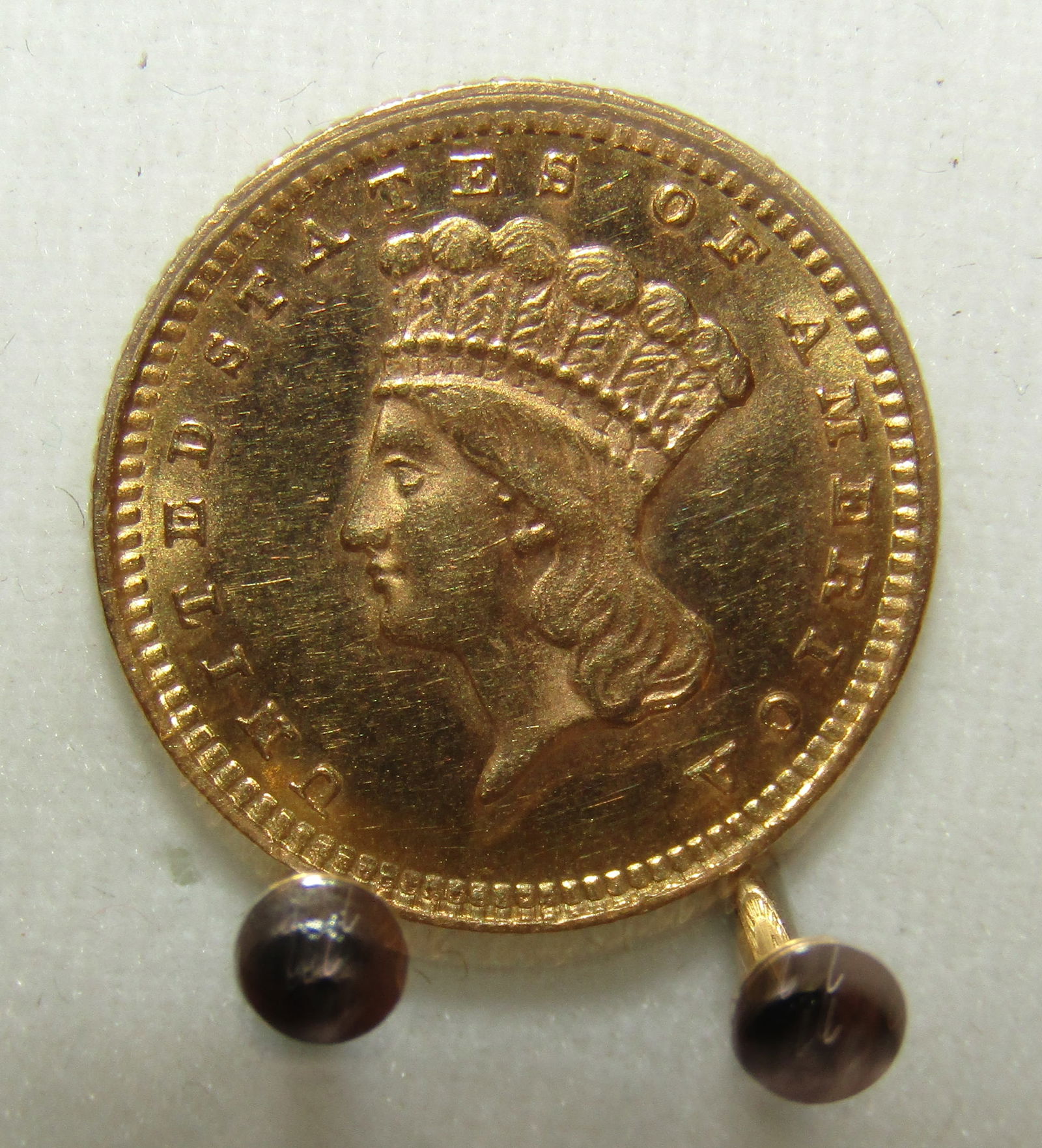 1881 UNCIRCULATED 1 DOLLAR GOLD COIN: MS 63 -64 UNCIRCULATED 181 US GOLD DOLLAR. NOT GRADED. WITH IMPERIAL AUCTION THE COST FOR PACKING AND SHIPPING VIA USPS IN THE USA IS $5.