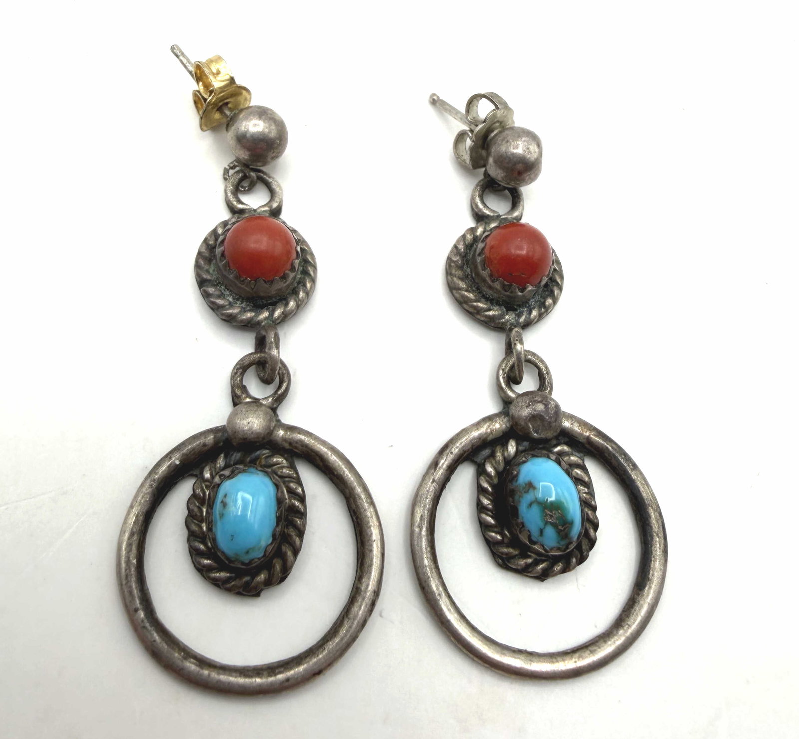NAVAJO STERLING RED CORAL TURQUOISE EARRINGS (1 of 2)