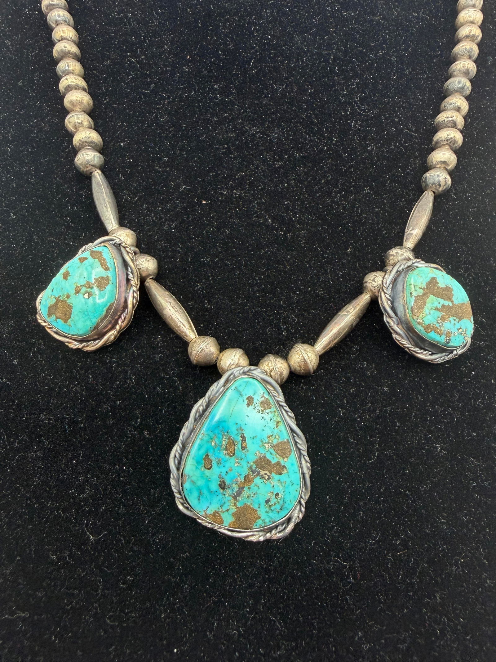 OLD PAWN STERLING NAVAJO TURQUOISE NECKLACE (1 of 8)