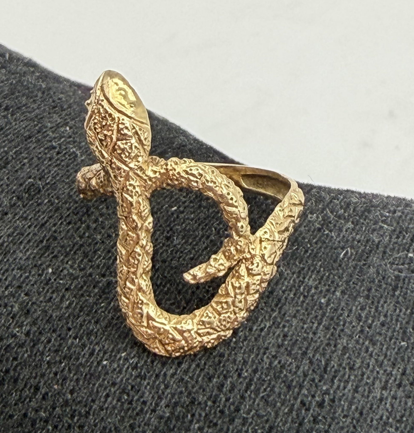VINTAGE 3/4" 14K SOLID GOLD SNAKE RING - 2